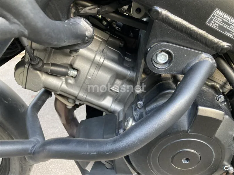Suzuki V-Strom 1000 - Vista 5