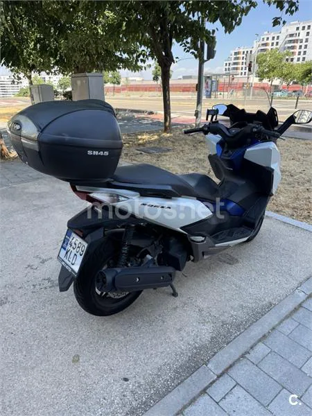 Honda Forza 125 - Vista 3