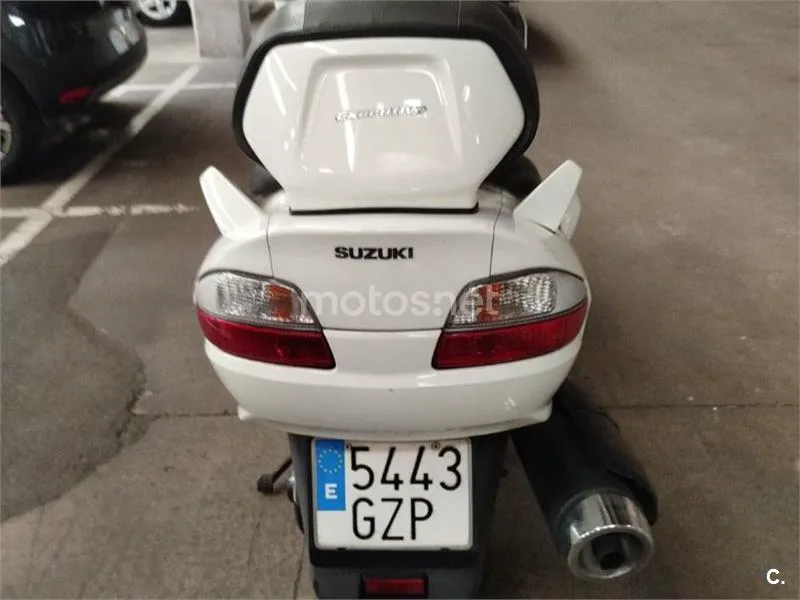 Suzuki Burgman 650 Executive - Vista 3