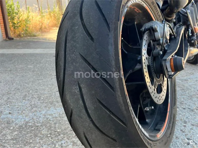 KTM 790 Adventure - Vista 4