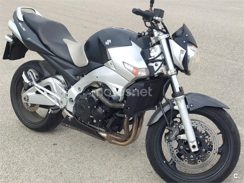Suzuki GSR600 2700 € 2007 Valencia - 1
