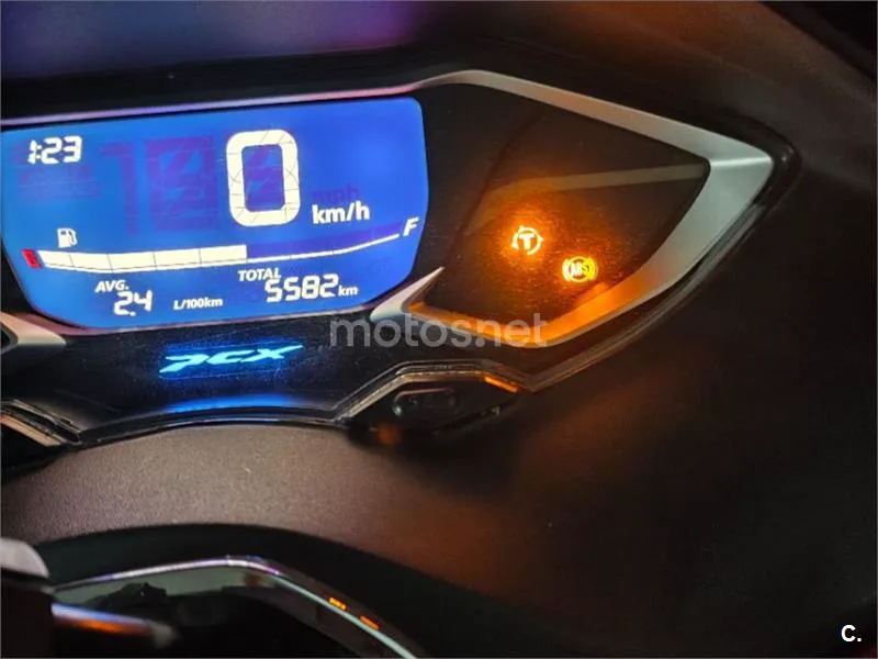 Honda PCX125 - Vista 4