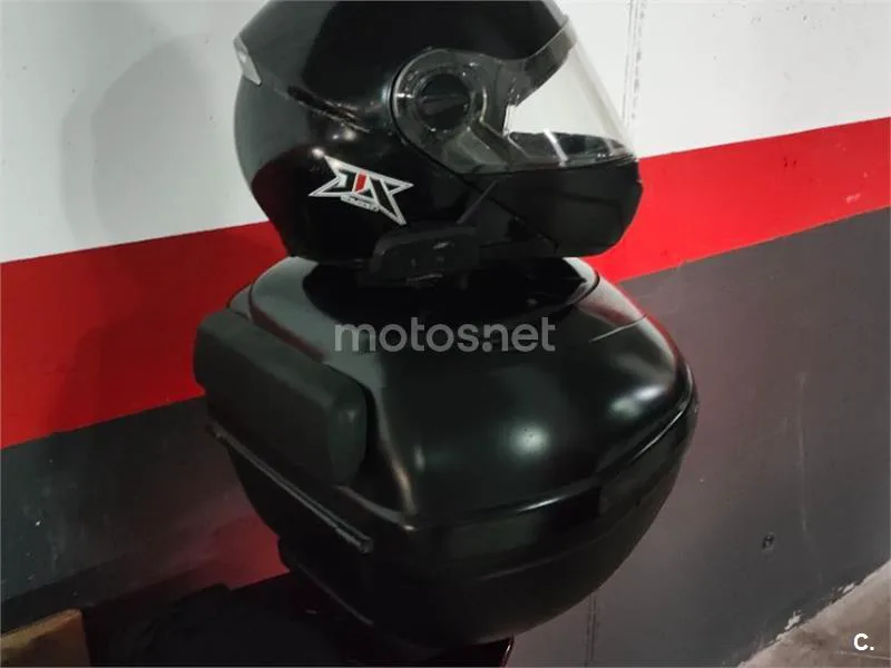 Honda PCX125 - Vista 6