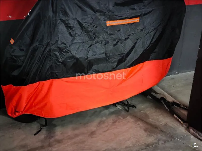 Honda PCX125 - Vista 9
