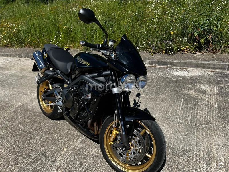 Triumph Street Triple R - Vista 5