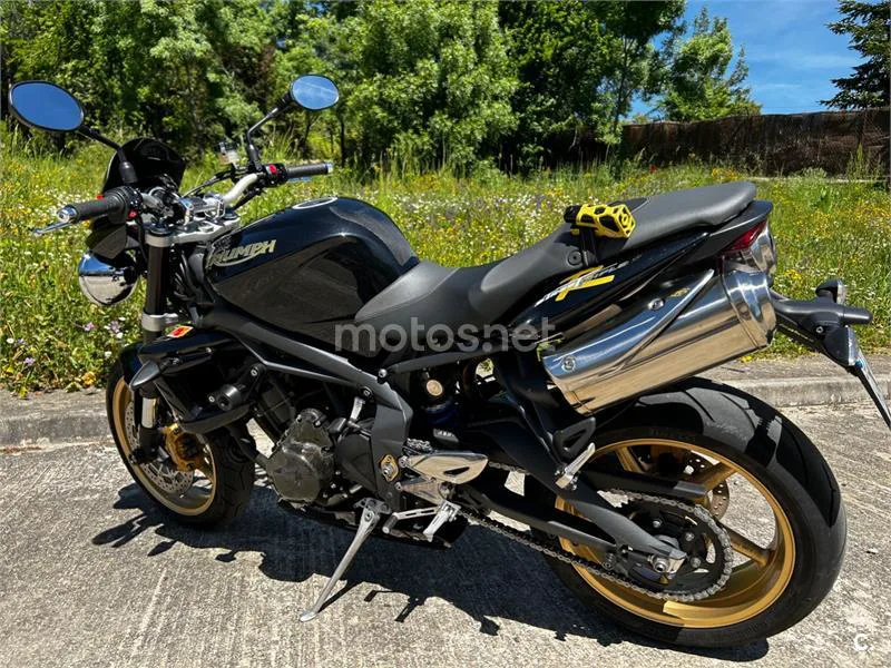 Triumph Street Triple R - Vista 8