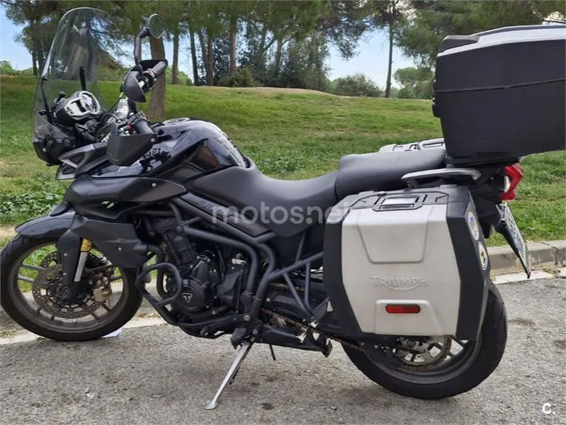 Triumph Tiger 800 - Vista 4