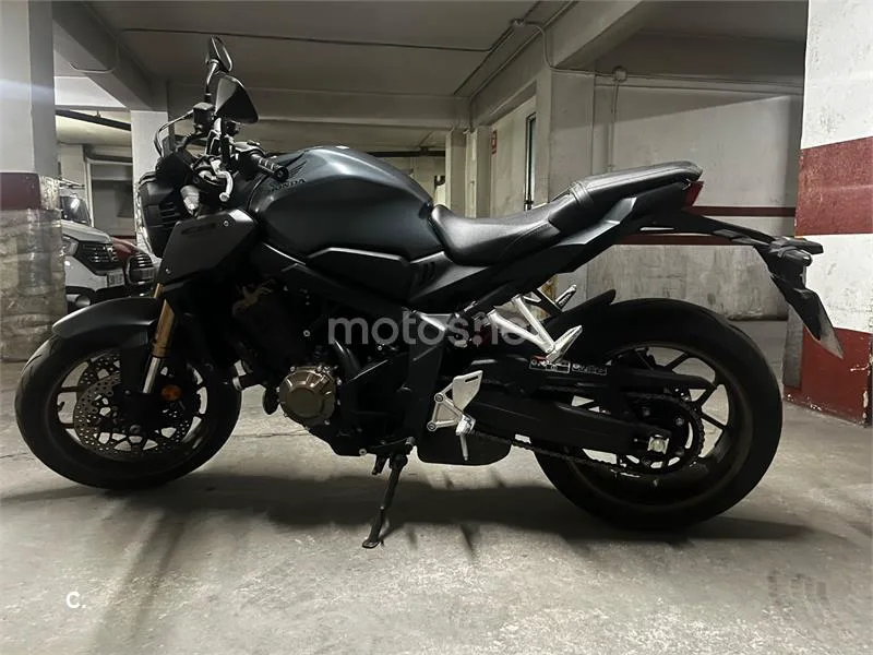 Honda CB650R - Vista 7