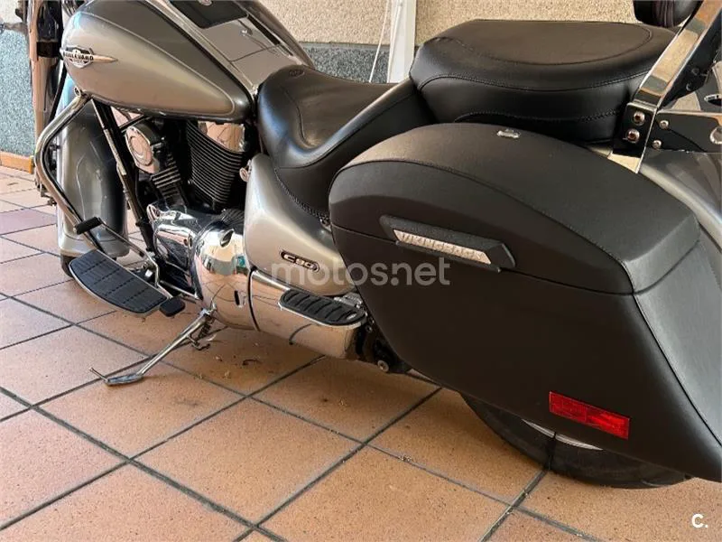 Suzuki Intruder M1800R - Vista 3