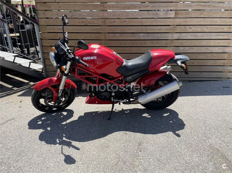 Ducati Monster 695 - Vista 7