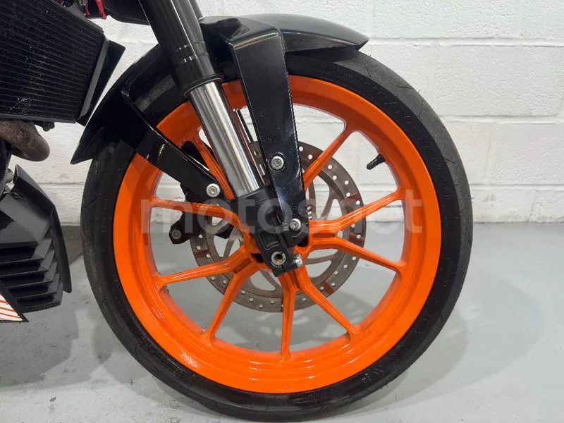 KTM 390 Duke - Vista 12