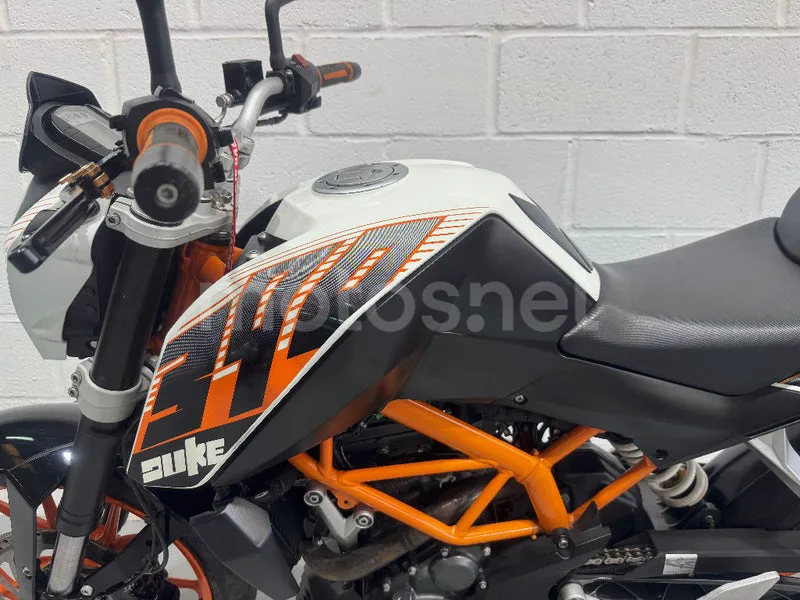 KTM 390 Duke - Vista 22