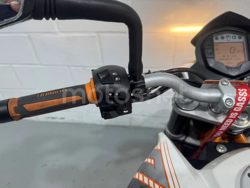 KTM 390 Duke - Vista 27