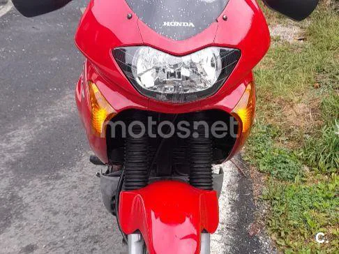 Honda XL650V Transalp - Vista 3