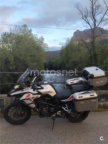 Benelli TRK 502 - Vista 4
