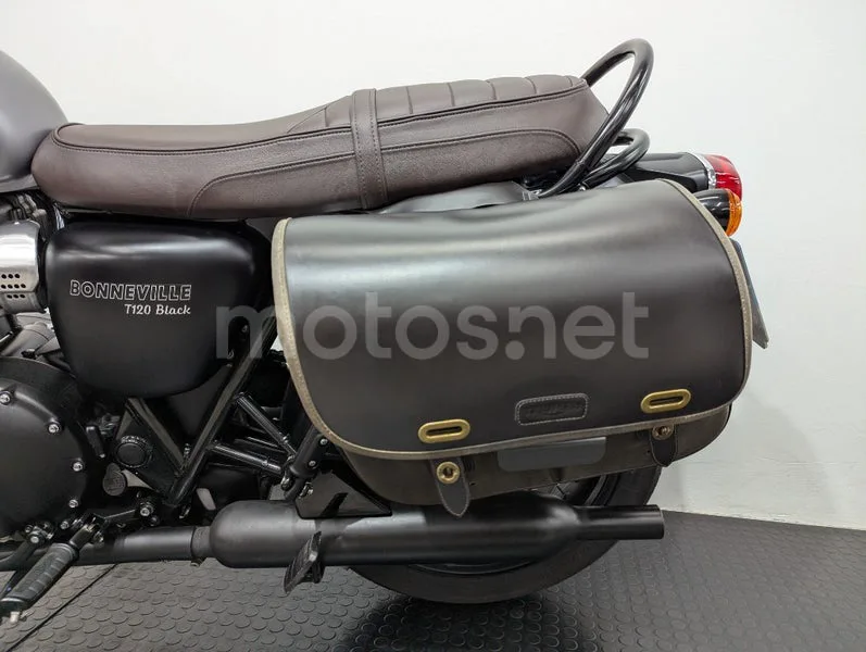 Triumph Bonneville T120 - Vista 4