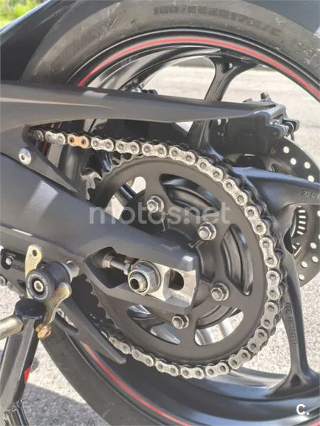 Triumph Street Triple - Vista 13