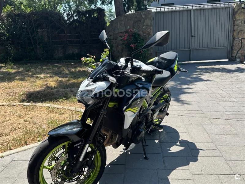 Kawasaki Z900 - Vista 6