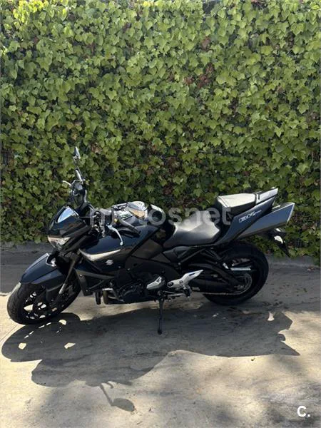 Suzuki B-King - Vista 4