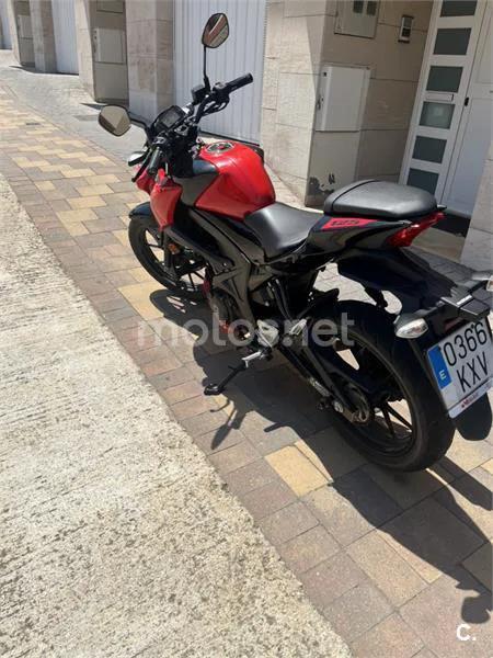 Suzuki GSX-S125 - Vista 4