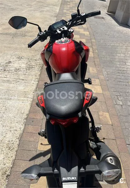 Suzuki GSX-S125 - Vista 7