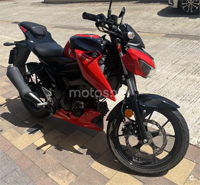Suzuki GSX-S125 - Vista 9