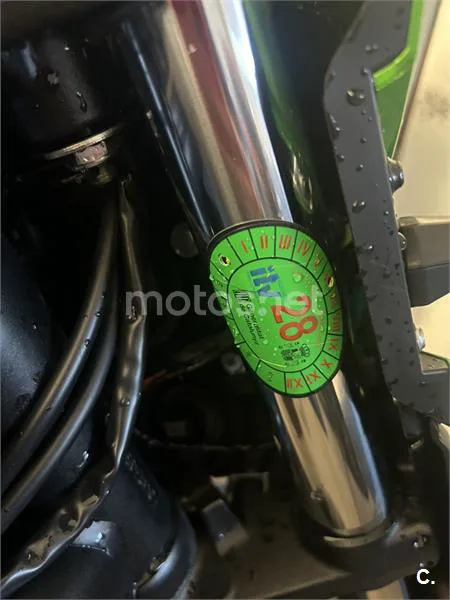 Kawasaki ER-6n - Vista 3