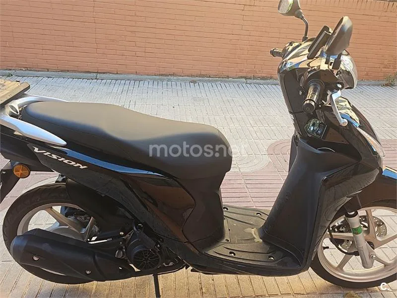 Honda Vision 110 - Vista 5