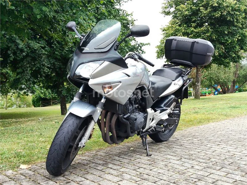 Honda CBF600S 2500 € 2006 A Coruña - 2