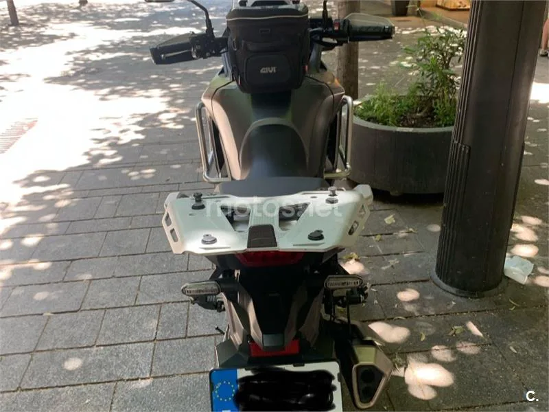 Honda XL750 Transalp - Vista 11