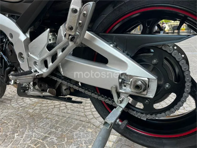 Suzuki GSR600 - Vista 5