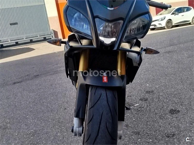 Aprilia Tuono V4 1100 Factory - Vista 3