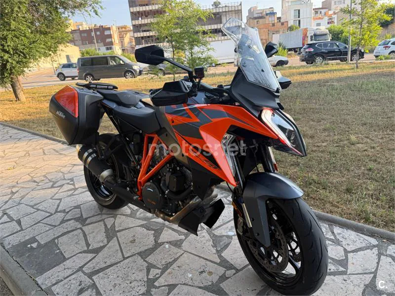 KTM 1290 Super Duke GT 13.800 € 2024 Tarragona - 1