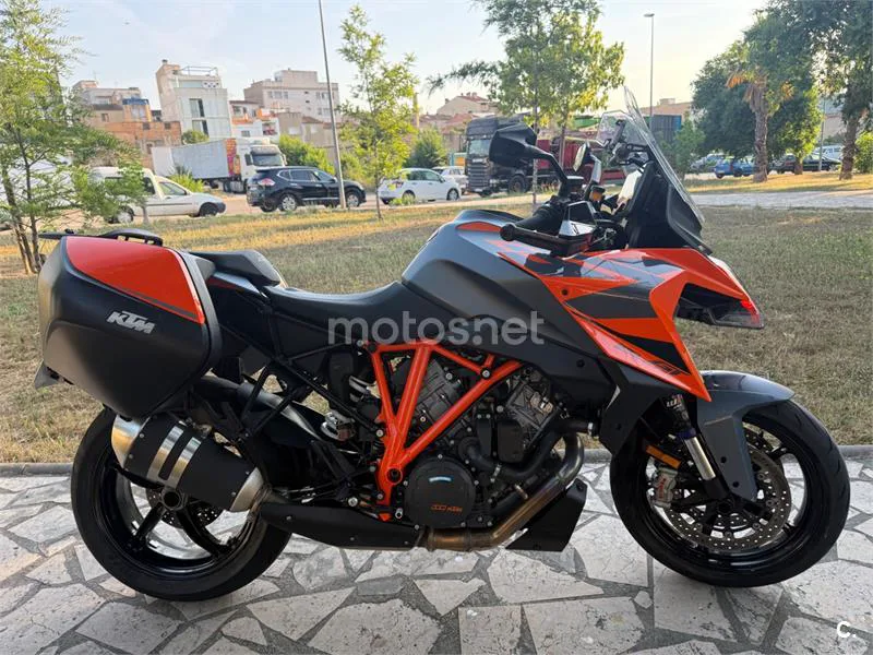 KTM 1290 Super Duke GT 13.800 € 2024 Tarragona - 2