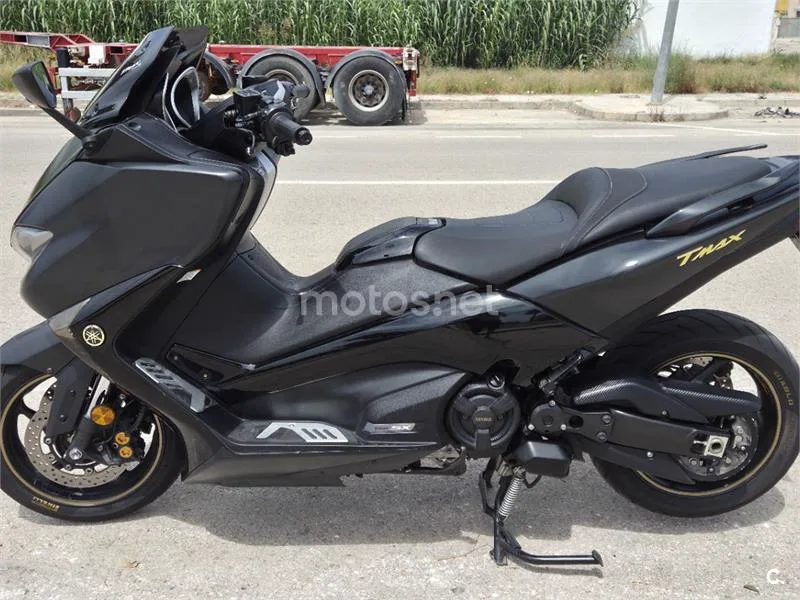 Yamaha TMAX 530 - Vista 3