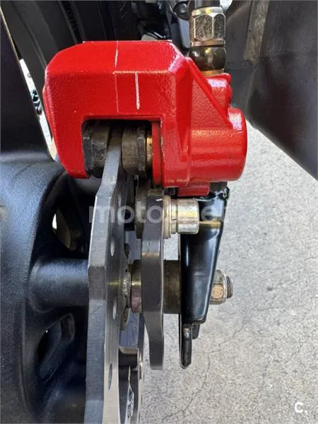 Benelli BN 125 - Vista 5