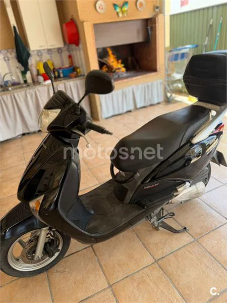 Honda Vision 110 - Vista 4