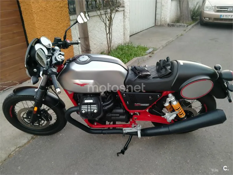 Moto Guzzi V7 III 7500 € 2017 Zaragoza - 1