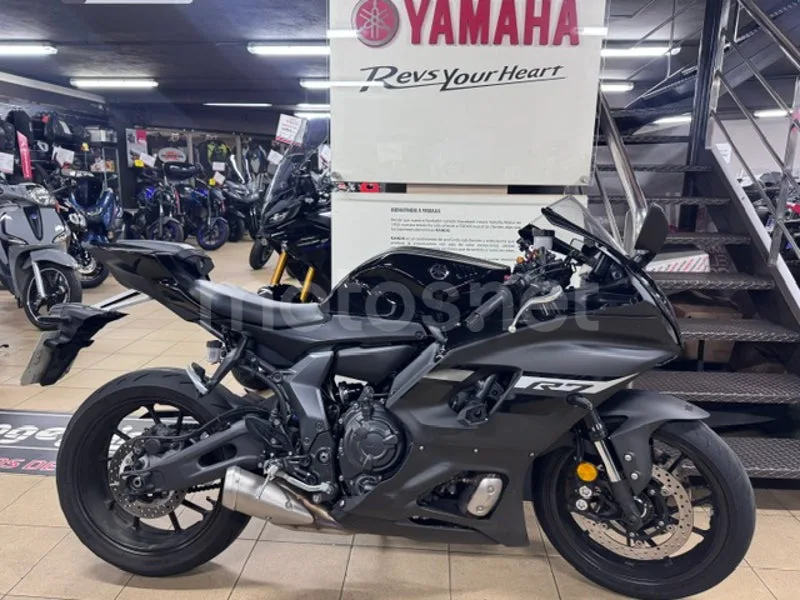 Yamaha YZF-R7 8390 € 2024 Pontevedra - 1
