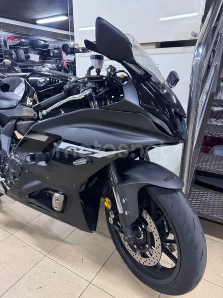 Yamaha YZF-R7 8390 € 2024 Pontevedra - 2