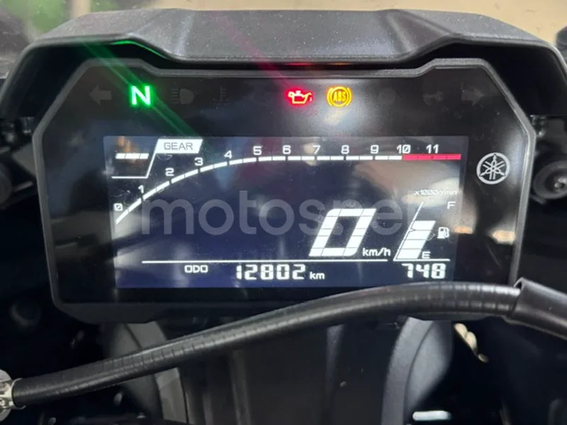 Yamaha YZF-R7 - Vista 4