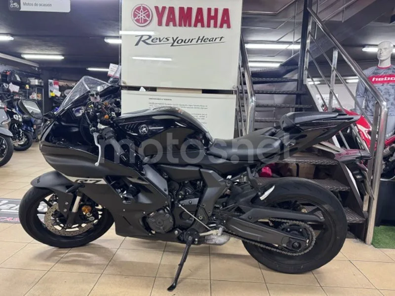 Yamaha YZF-R7 - Vista 5