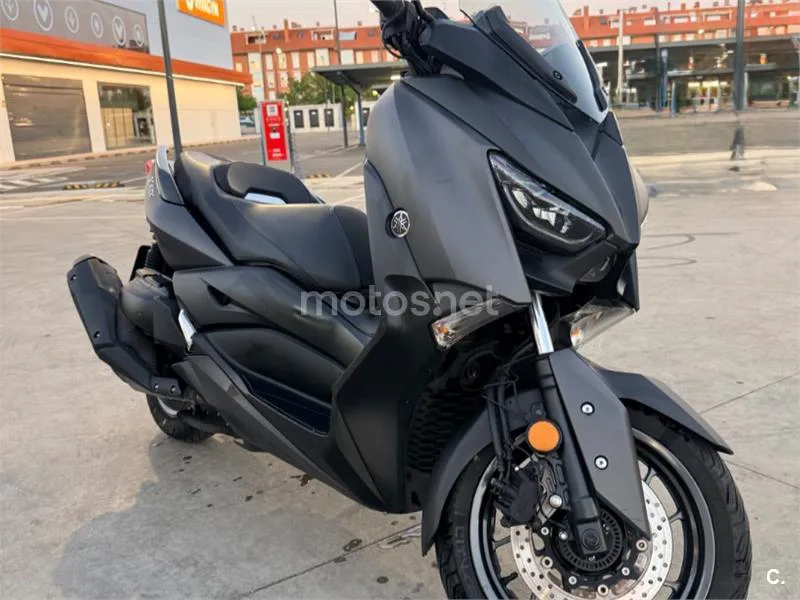 Yamaha XMAX 400 4300 € 2018 Madrid - 1