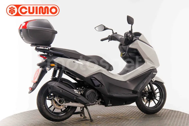 Kymco Sky Town 125 - Vista 4