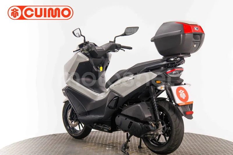 Kymco Sky Town 125 - Vista 6