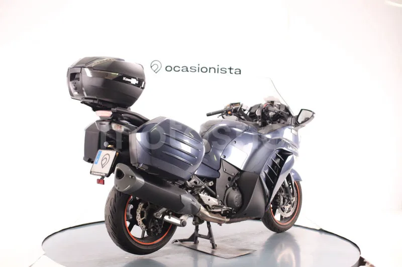 Kawasaki 1400GTR - Vista 3