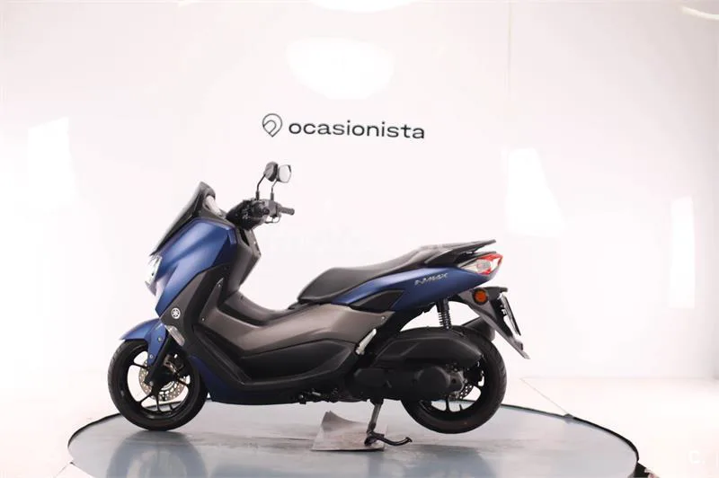 Yamaha NMAX - Vista 4