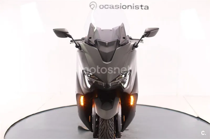 Yamaha TMAX 560 - Vista 6