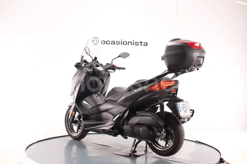 Yamaha XMAX 125 - Vista 4