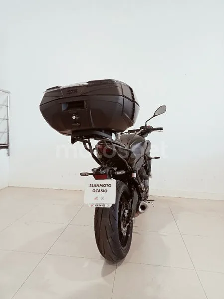 Yamaha MT-07 - Vista 7